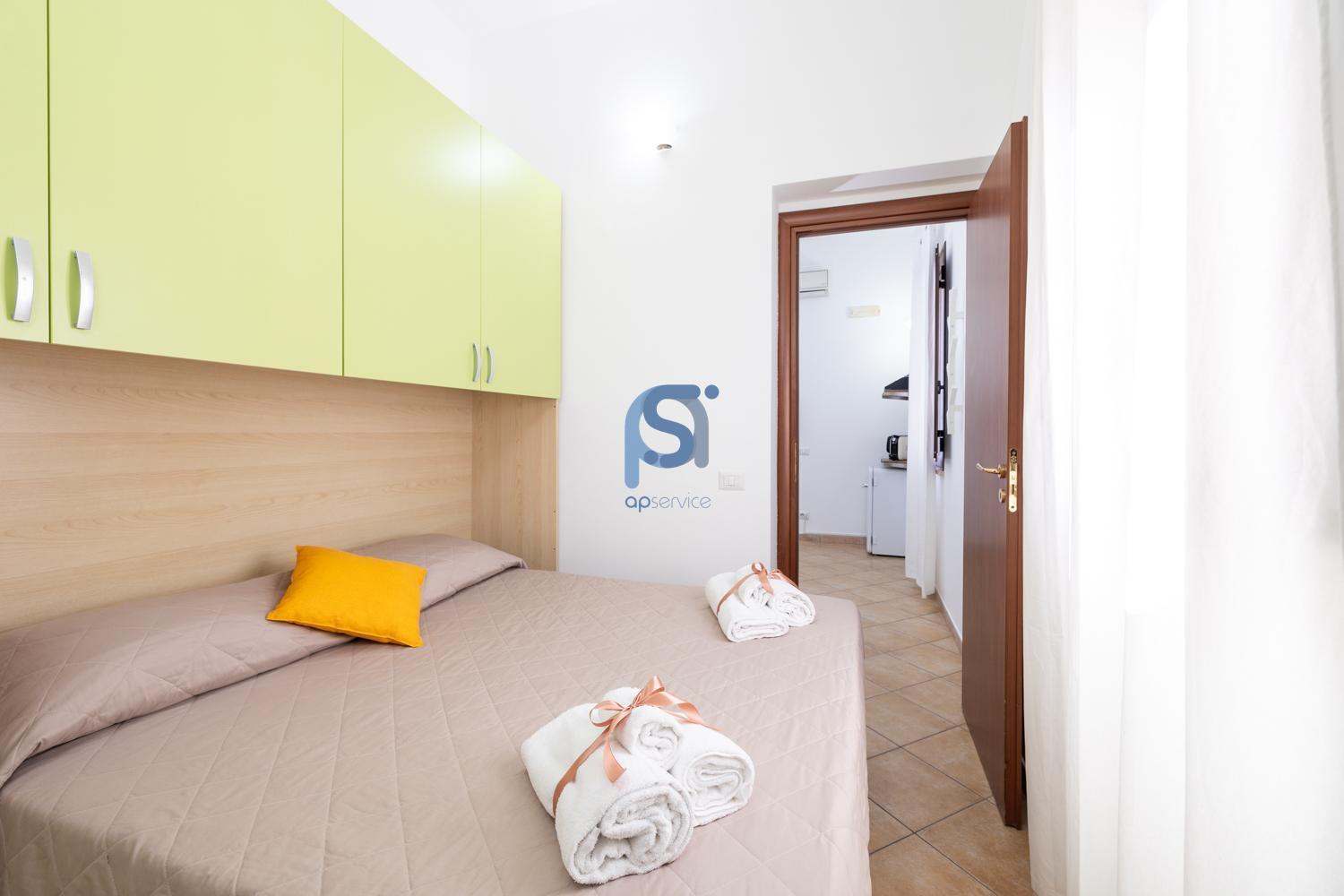 Ni Ni Apartments - Self Check In Cefalú Exterior foto